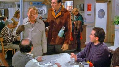 Classic Seinfeld Fans Remember the Festivus Pole *Smile*