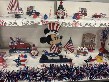 4th of July display with a Mickey Mouse theme. 
